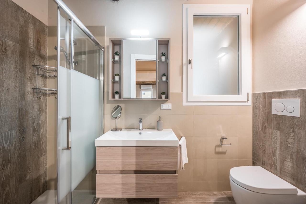 Broccaindosso Wood Apartments 5* Болонья Екстер'єр фото